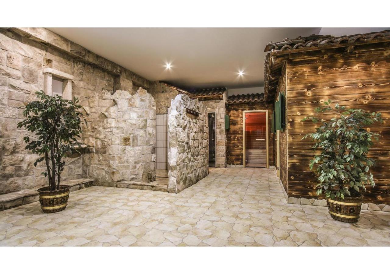 Apartma Thermos Krapinske Toplice Buitenkant foto